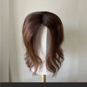 Hidden Crown/4R 100% Remy human hair topper - Like New